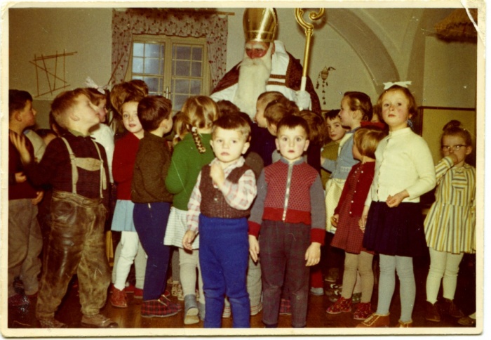 Kindergartenkinder1964.jpg
