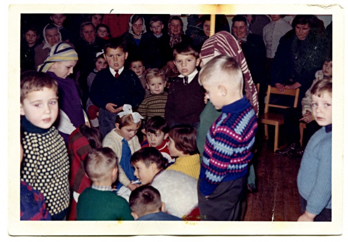 Kindergartenkinder1963-64.jpg