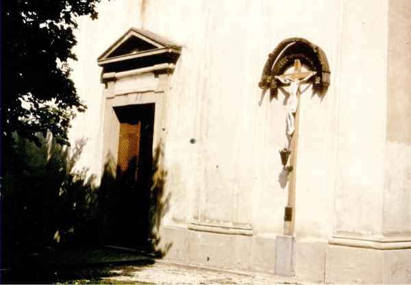 Kirche Missionskreuz 1962.jpg