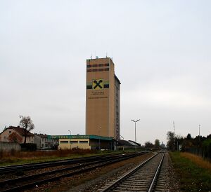 Lagerhaus2 Obersiebenbrunn Nov-2011.JPG