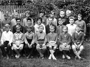 Kinder-3teKlasse-1961-62.jpg