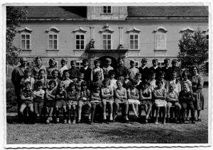 Volksschukinder~So1967.jpg