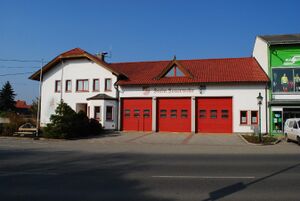 Feuerwehrhaus.JPG