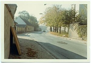 Hauptstr-Kirche-old.jpg