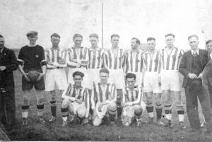 Fußballer 1930er.jpg