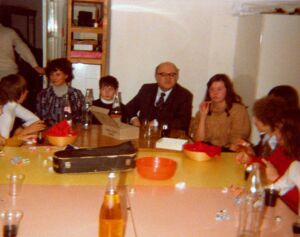 Jungscharrstunde mit Pfarrer Ignaz Horvath.jpg