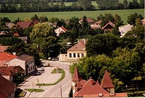 Hauptstr-Kreuz-Bahnstr.jpg