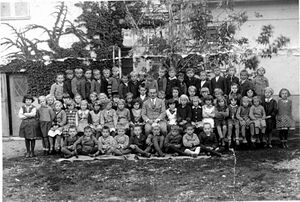 VolksSchulkinder1934.jpg